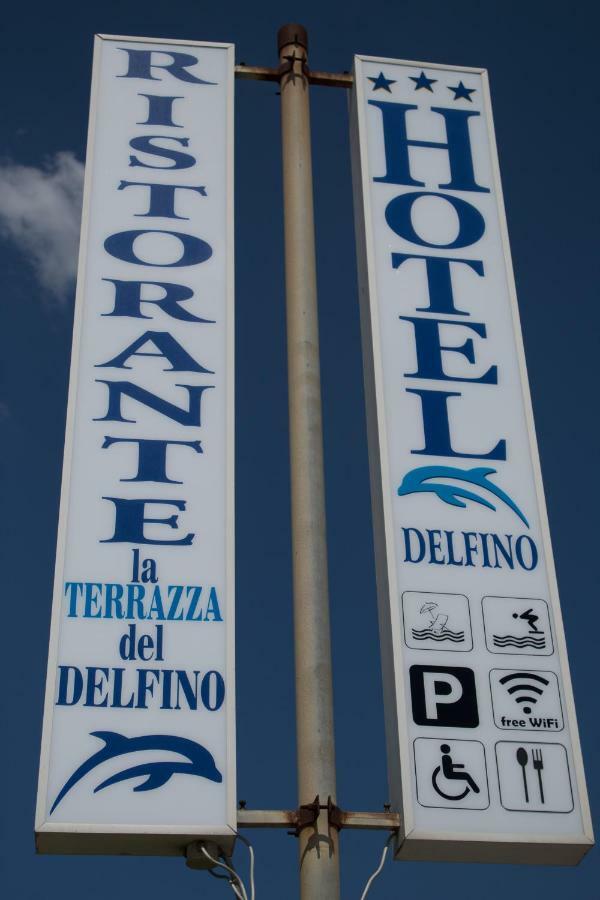 Hotel Delfino Marina Di Carrara Extérieur photo